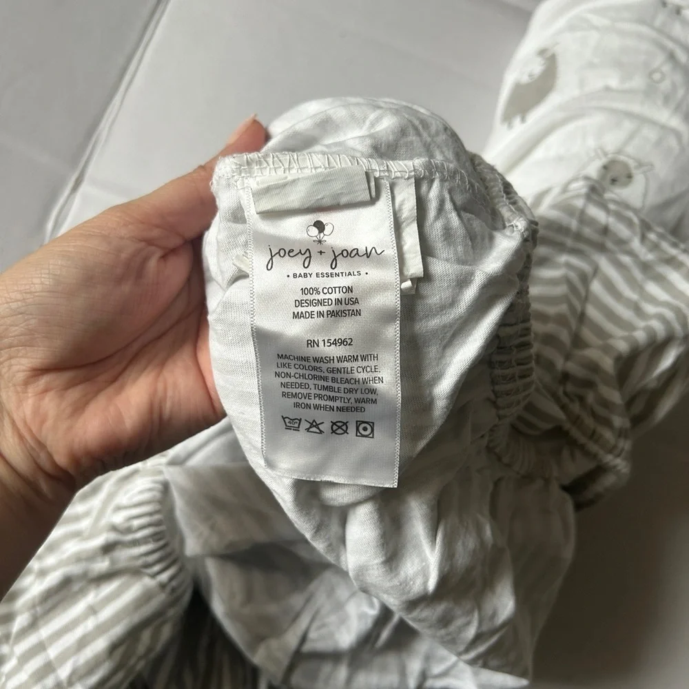 Stripes & Lamb Print Bassinet Sheets